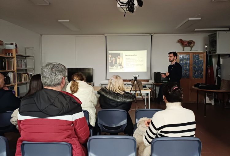 Caerus promove sessões de associativismo parental na EPAMAC