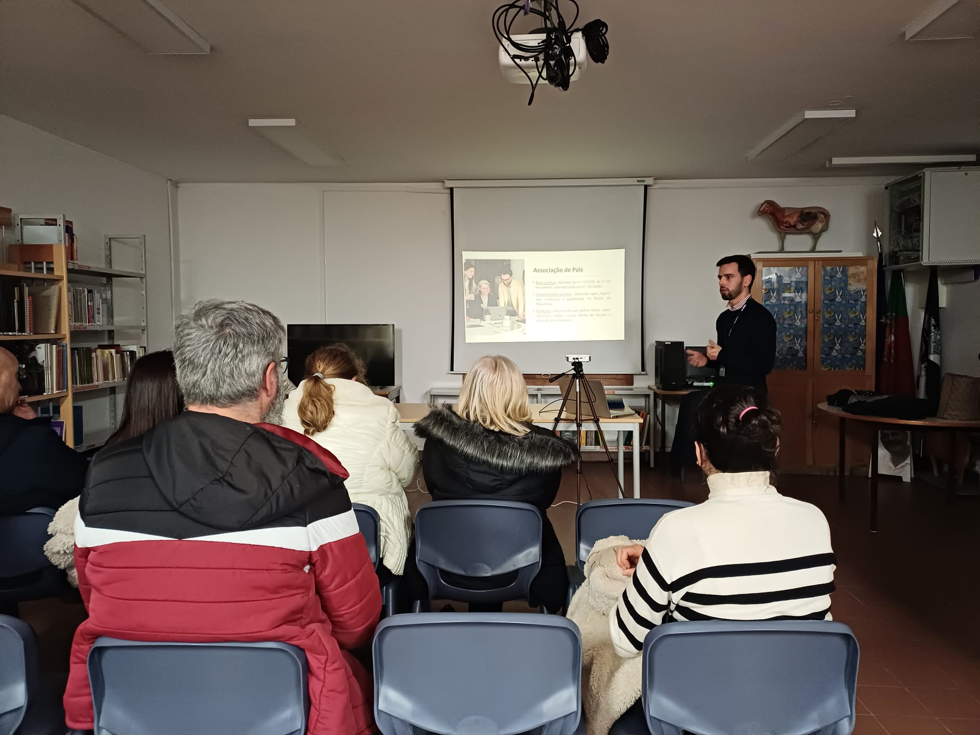 Caerus promove sessões de associativismo parental na EPAMAC