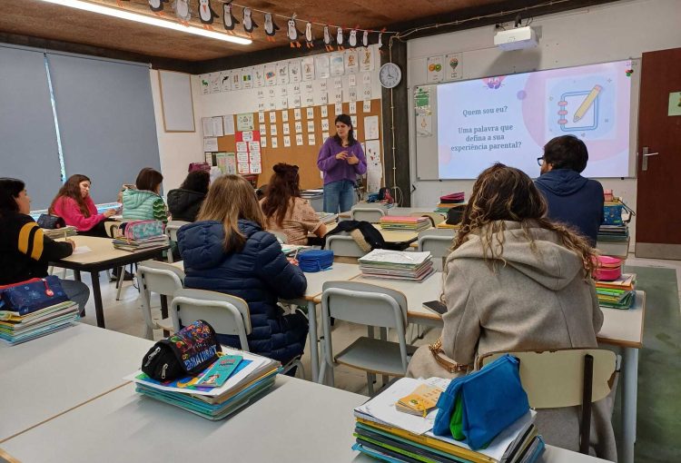 Caerus promove oficinas de parentalidade em três escolas do Agrupamento de Escolas Carmen Miranda