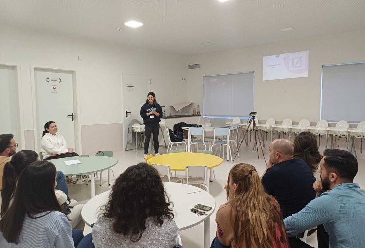 Caerus promove oficina de parentalidade “O Papel dos Pais” na creche de Vila Boa do Bispo
