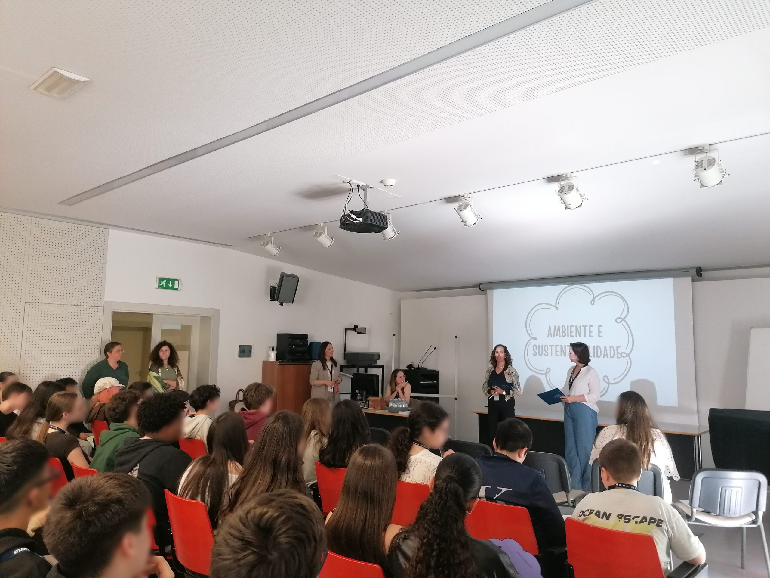 “Jovens com Voz” leva alunos da Escola Secundária de Marco de Canaveses a apresentar soluções para a comunidade