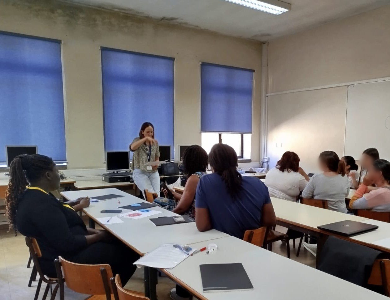 Oficina “Segurança Digital em Família” promove reflexão junto de encarregados de educação