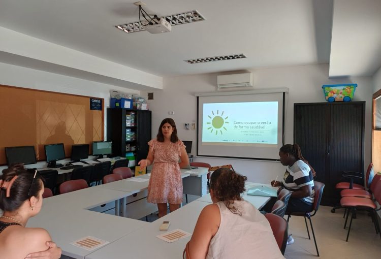 Oficinas de Parentalidade ajudam famílias a preparar um verão saudável e equilibrado